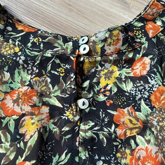 Knot Sisters Sheer long sleeved dress Floral print Size S Black High neck NEW - Picture 3 of 9